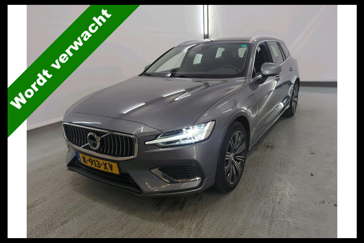 Volvo V60 2.0 T6 Recharge AWD Business Pro NL-AUTO | LEDER | CAMERA