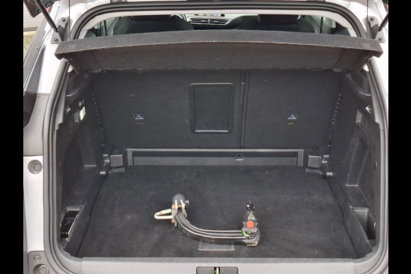 Peugeot 3008 1.2 PureTech Blue Lease Executive | Trekhaak | Camera | Carplay