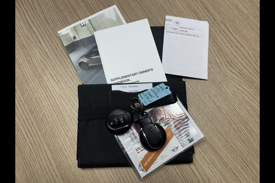 MINI Clubman 1.5 Cooper Salt Lederen sportstoelen Navigatie Cruise Clima Trekhaak