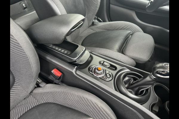 MINI Clubman 1.5 Cooper Salt Lederen sportstoelen Navigatie Cruise Clima Trekhaak