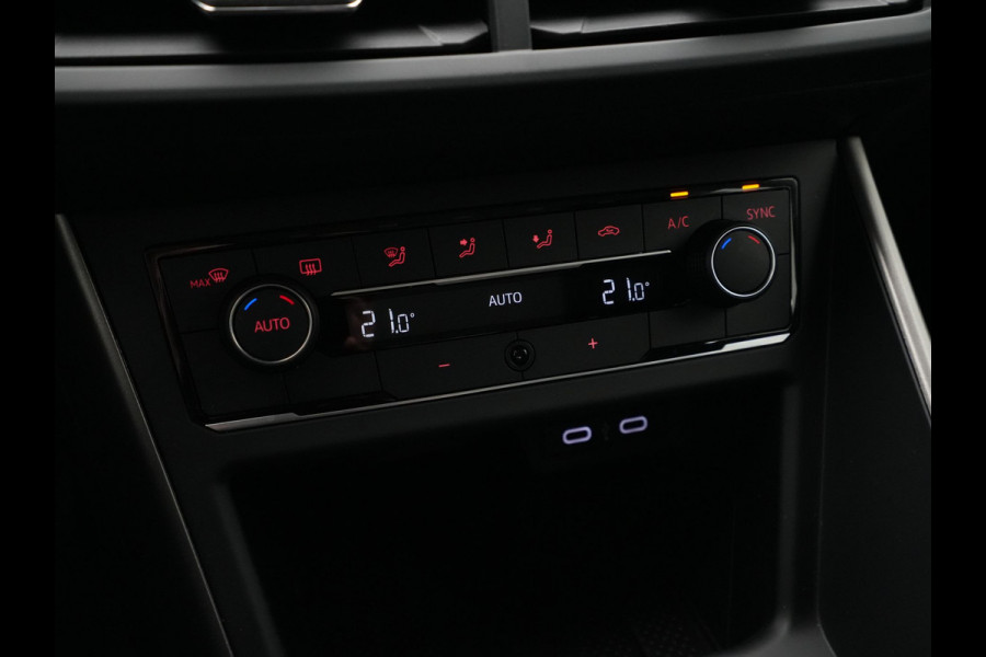Volkswagen Polo 1.0 TSI 95pk Comfortline Business Navigatie Acc Pdc Carplay Dab Argon