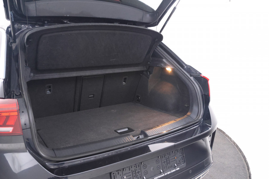 Volkswagen T-Roc 2.0 TDI Sport Business R Automaat, Virtual, Trekhaak
