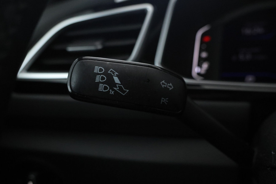 Volkswagen T-Roc 2.0 TDI Sport Business R Automaat, Virtual, Trekhaak