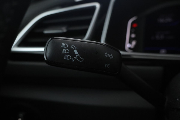 Volkswagen T-Roc 2.0 TDI Sport Business R Automaat, Virtual, Trekhaak