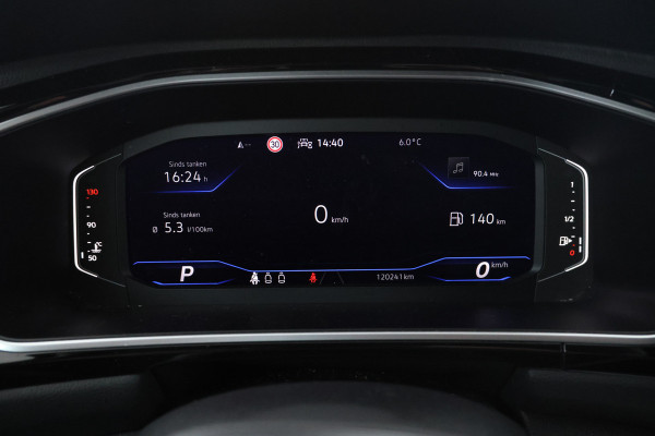 Volkswagen T-Roc 2.0 TDI Sport Business R Automaat, Virtual, Trekhaak