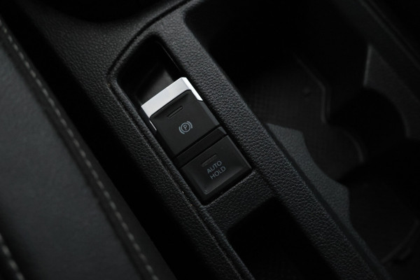 Volkswagen T-Roc 2.0 TDI Sport Business R Automaat, Virtual, Trekhaak