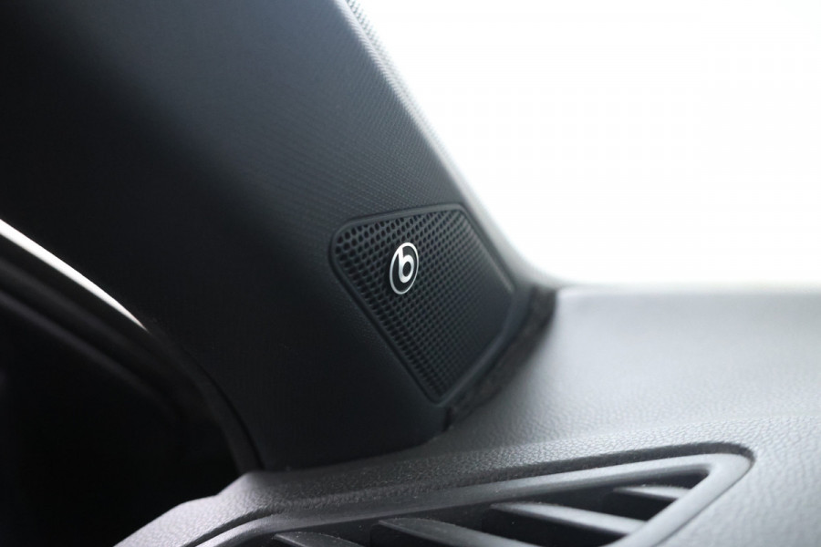 Volkswagen T-Roc 2.0 TDI Sport Business R Automaat, Virtual, Trekhaak