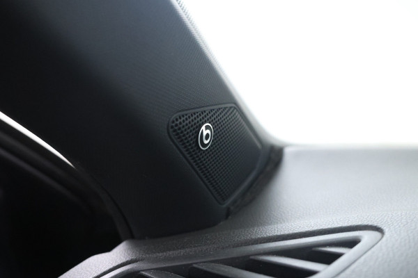 Volkswagen T-Roc 2.0 TDI Sport Business R Automaat, Virtual, Trekhaak