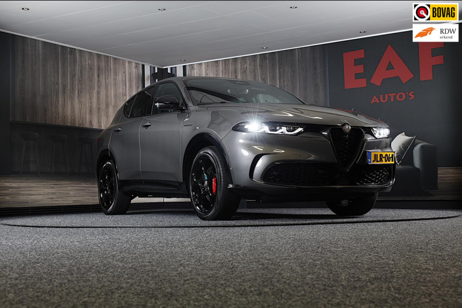 Alfa Romeo Tonale 1.5T Hybrid Veloce / 160 PK / Acc / Leder / Navi / 360 Camera / HK / Sfeerverlichting / Dode Hoek / Lane Assist