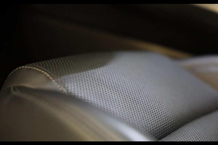 Alfa Romeo Tonale 1.5T Hybrid Veloce / 160 PK / Acc / Leder / Navi / 360 Camera / HK / Sfeerverlichting / Dode Hoek / Lane Assist