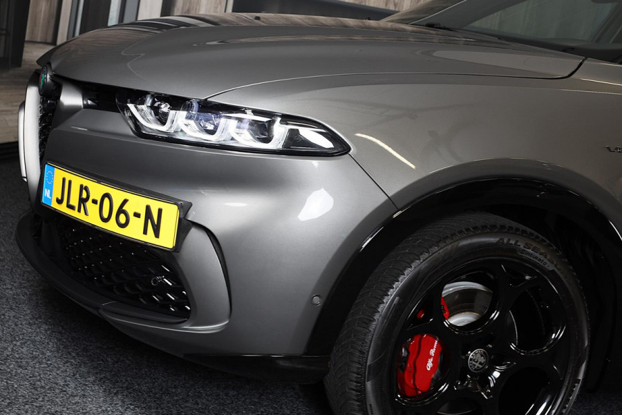 Alfa Romeo Tonale 1.5T Hybrid Veloce / 160 PK / Acc / Leder / Navi / 360 Camera / HK / Sfeerverlichting / Dode Hoek / Lane Assist