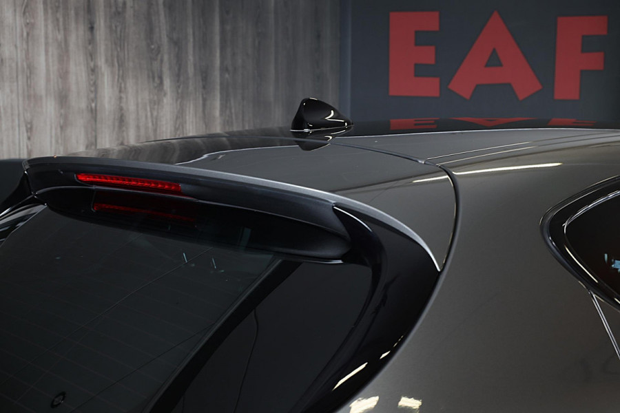 Alfa Romeo Tonale 1.5T Hybrid Veloce / 160 PK / Acc / Leder / Navi / 360 Camera / HK / Sfeerverlichting / Dode Hoek / Lane Assist