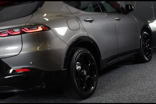 Alfa Romeo Tonale 1.5T Hybrid Veloce / 160 PK / Acc / Leder / Navi / 360 Camera / HK / Sfeerverlichting / Dode Hoek / Lane Assist