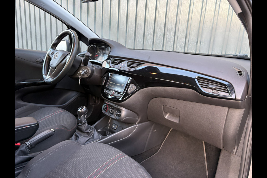 Opel Corsa 1.4 90Pk Online Edition | Apple Carplay/ Android Auto | DAB | Parkeersensoren | Prijs Rijklaar!!