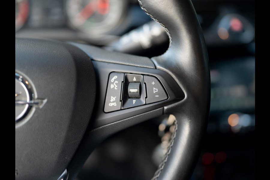 Opel Corsa 1.4 90Pk Online Edition | Apple Carplay/ Android Auto | DAB | Parkeersensoren | Prijs Rijklaar!!