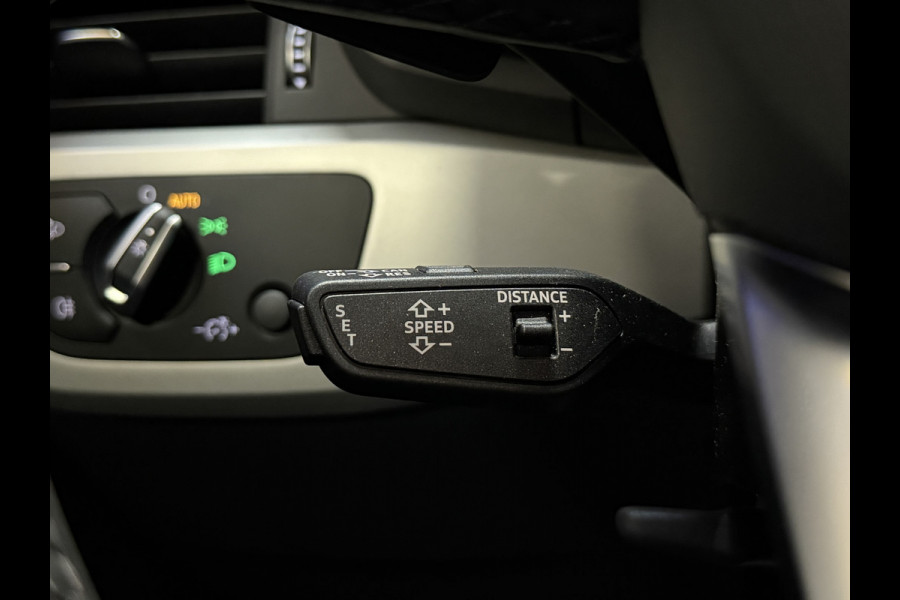 Audi A4 Avant 35 TFSI | Panoramadak | Elektr. trekhaak | Adaptive cruise | Verwarmde sportstoelen | Carplay | Full LED | Dealer onderhouden