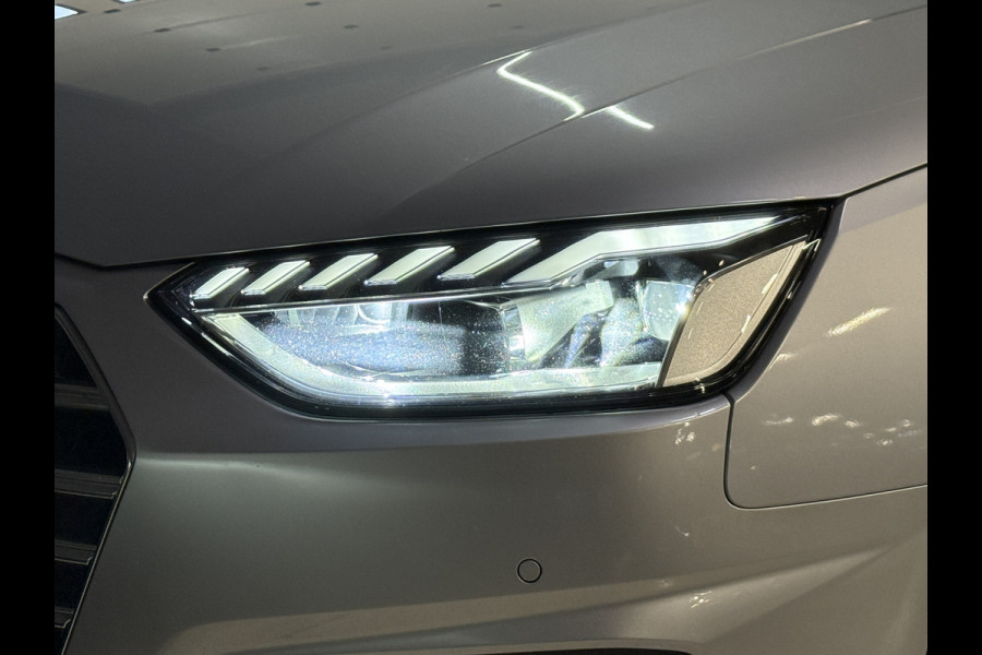 Audi A4 Avant 35 TFSI | Panoramadak | Elektr. trekhaak | Adaptive cruise | Verwarmde sportstoelen | Carplay | Full LED | Dealer onderhouden
