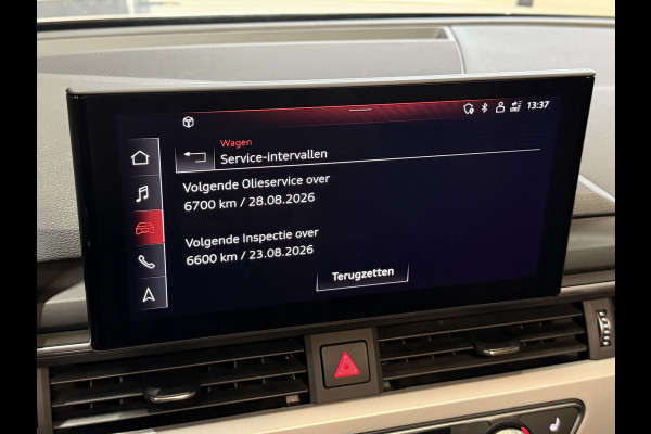 Audi A4 Avant 35 TFSI | Panoramadak | Elektr. trekhaak | Adaptive cruise | Verwarmde sportstoelen | Carplay | Full LED | Dealer onderhouden