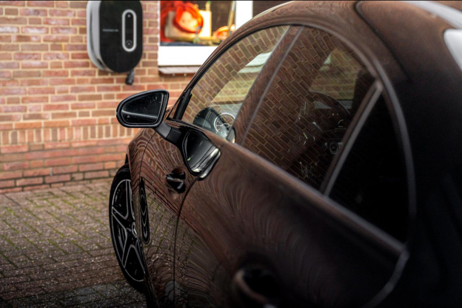 ☞ Mercedes-Benz CLA-klasse 200 163 PK Aut. AMG Night Pakket 360 Camera Pano Sfeerverlichting 18''