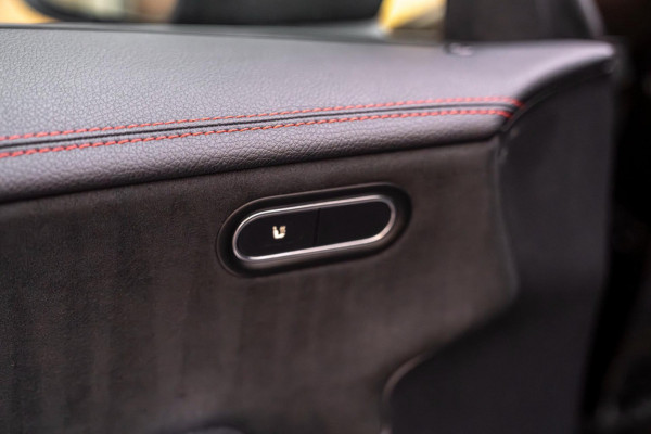 ☞ Mercedes-Benz CLA-klasse 200 163 PK Aut. AMG Night Pakket 360 Camera Pano Sfeerverlichting 18''