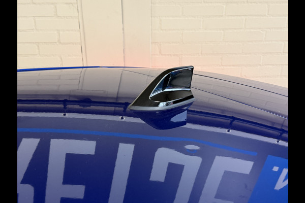 Renault Clio 1.3 TCe 130pk | Edition One | Groot Navi | Bose | 360 | Blindspot | Stoel & Stuur verwarming | 17"| 100% Onderhouden!