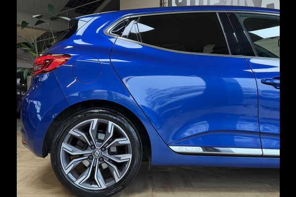 Renault Clio 1.3 TCe 130pk | Edition One | Groot Navi | Bose | 360 | Blindspot | Stoel & Stuur verwarming | 17"| 100% Onderhouden!