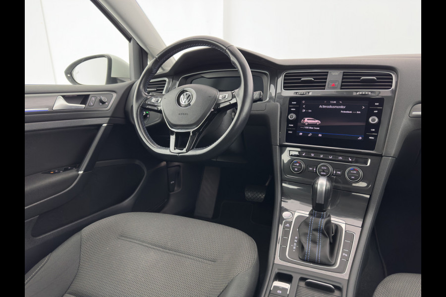 Volkswagen e-Golf E-DITION (SOH-100%) AUT. *HEAT-PUMP | FULL-LED | NAVI-FULLMAP | CAMERA | HEATED-COMFORTSEATS | ECC | CCS-FASTLOADER | PDC | CRUISE | CARPLAY*