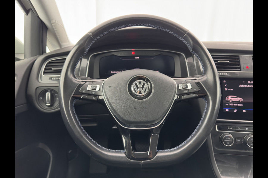 Volkswagen e-Golf E-DITION (SOH-100%) AUT. *HEAT-PUMP | FULL-LED | NAVI-FULLMAP | CAMERA | HEATED-COMFORTSEATS | ECC | CCS-FASTLOADER | PDC | CRUISE | CARPLAY*
