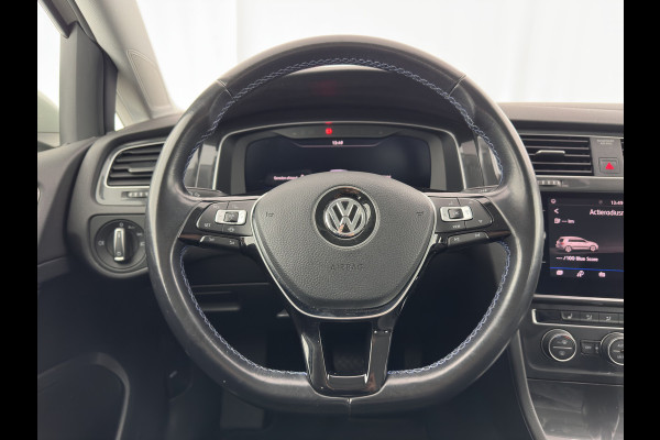 Volkswagen e-Golf E-DITION (SOH-100%) AUT. *HEAT-PUMP | FULL-LED | NAVI-FULLMAP | CAMERA | HEATED-COMFORTSEATS | ECC | CCS-FASTLOADER | PDC | CRUISE | CARPLAY*