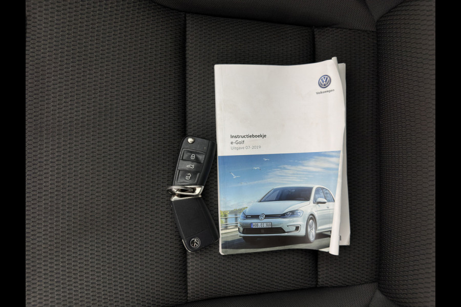 Volkswagen e-Golf E-DITION (SOH-100%) AUT. *HEAT-PUMP | FULL-LED | NAVI-FULLMAP | CAMERA | HEATED-COMFORTSEATS | ECC | CCS-FASTLOADER | PDC | CRUISE | CARPLAY*
