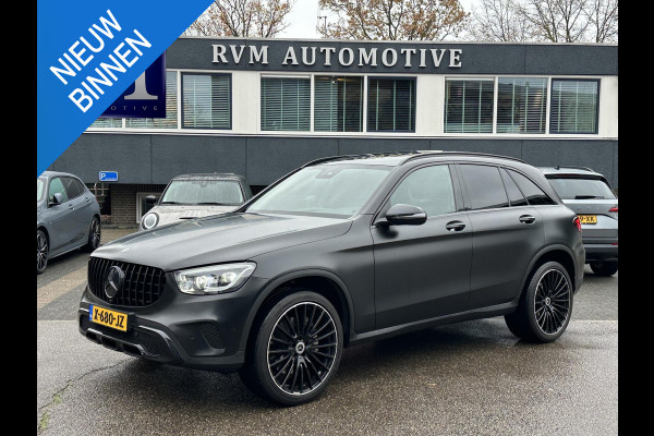 ☞ Mercedes-Benz GLC-klasse 300e 4MATIC Premium Plus PHEV PLUG-IN HYBRIDE | MEGA VETTE AUTO | PANORAMA DAK | 20INCH | CAMERA | ELEKTRISCHE KLEP | KEYLESS ENTRY + START | DODEHOEK | RIJKLAAR + 12 MND BOVAG GARANTIE!