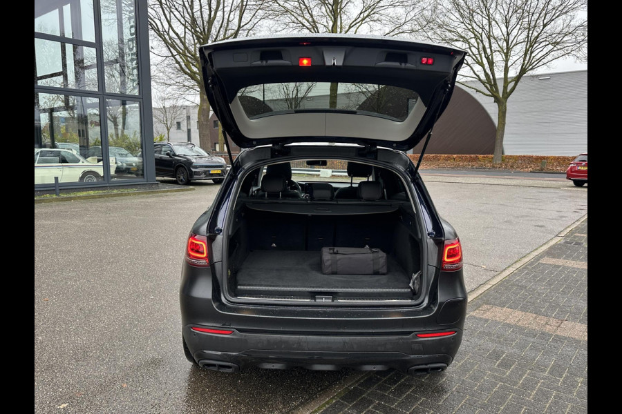 ☞ Mercedes-Benz GLC-klasse 300e 4MATIC Premium Plus PHEV PLUG-IN HYBRIDE | MEGA VETTE AUTO | PANORAMA DAK | 20INCH | CAMERA | ELEKTRISCHE KLEP | KEYLESS ENTRY + START | DODEHOEK | RIJKLAAR + 12 MND BOVAG GARANTIE!