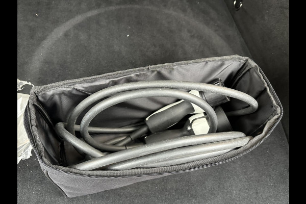 ☞ Mercedes-Benz GLC-klasse 300e 4MATIC Premium Plus PHEV PLUG-IN HYBRIDE | MEGA VETTE AUTO | PANORAMA DAK | 20INCH | CAMERA | ELEKTRISCHE KLEP | KEYLESS ENTRY + START | DODEHOEK | RIJKLAAR + 12 MND BOVAG GARANTIE!