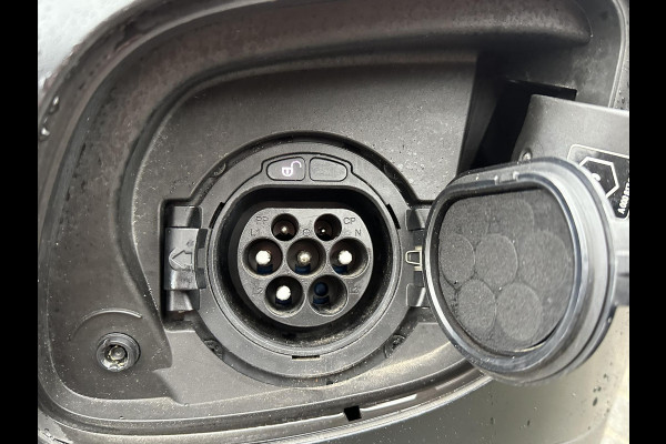 ☞ Mercedes-Benz GLC-klasse 300e 4MATIC Premium Plus PHEV PLUG-IN HYBRIDE | MEGA VETTE AUTO | PANORAMA DAK | 20INCH | CAMERA | ELEKTRISCHE KLEP | KEYLESS ENTRY + START | DODEHOEK | RIJKLAAR + 12 MND BOVAG GARANTIE!