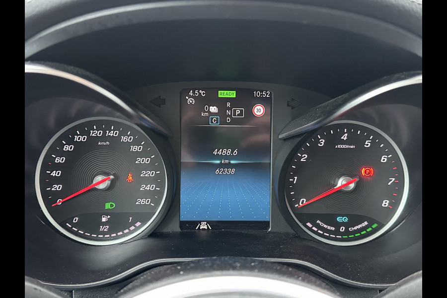☞ Mercedes-Benz GLC-klasse 300e 4MATIC Premium Plus PHEV PLUG-IN HYBRIDE | MEGA VETTE AUTO | PANORAMA DAK | 20INCH | CAMERA | ELEKTRISCHE KLEP | KEYLESS ENTRY + START | DODEHOEK | RIJKLAAR + 12 MND BOVAG GARANTIE!