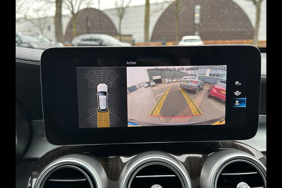 ☞ Mercedes-Benz GLC-klasse 300e 4MATIC Premium Plus PHEV PLUG-IN HYBRIDE | MEGA VETTE AUTO | PANORAMA DAK | 20INCH | CAMERA | ELEKTRISCHE KLEP | KEYLESS ENTRY + START | DODEHOEK | RIJKLAAR + 12 MND BOVAG GARANTIE!