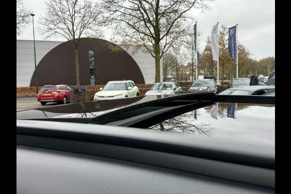 ☞ Mercedes-Benz GLC-klasse 300e 4MATIC Premium Plus PHEV PLUG-IN HYBRIDE | MEGA VETTE AUTO | PANORAMA DAK | 20INCH | CAMERA | ELEKTRISCHE KLEP | KEYLESS ENTRY + START | DODEHOEK | RIJKLAAR + 12 MND BOVAG GARANTIE!