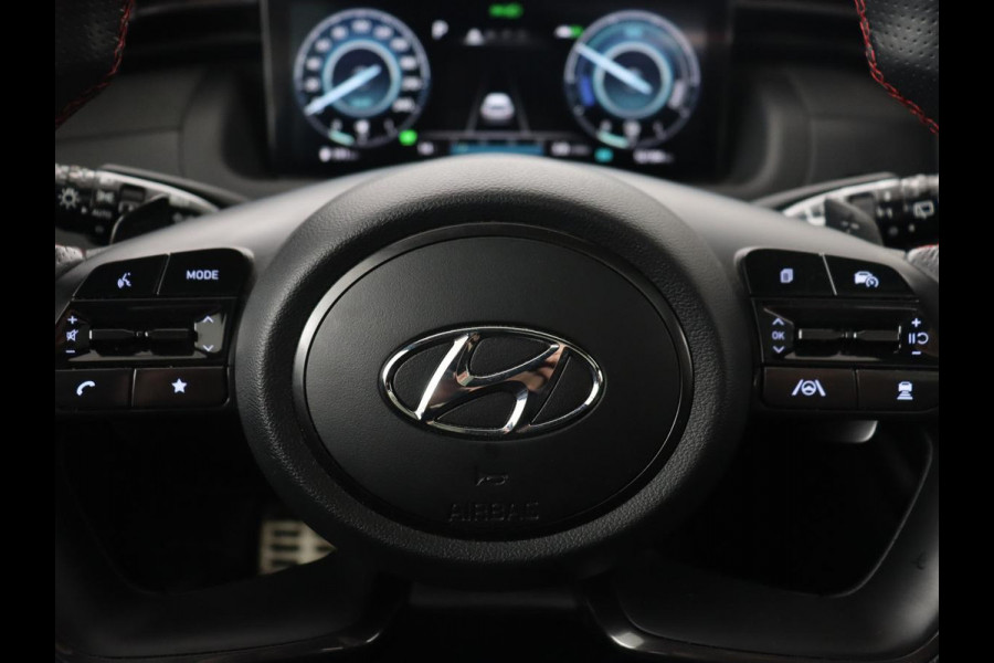 Hyundai Tucson 1.6 T-GDI PHEV N Line Sky 4WD | Panoramadak | Leder/Alcantara | Stoelverwarming | Camera | Carplay | Stuurverwarming | Keyless | Full LED | Navigatie | 19'' lichtmetalen velgen | Plug In