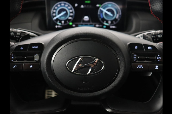 Hyundai Tucson 1.6 T-GDI PHEV N Line Sky 4WD | Panoramadak | Leder/Alcantara | Stoelverwarming | Camera | Carplay | Stuurverwarming | Keyless | Full LED | Navigatie | 19'' lichtmetalen velgen | Plug In