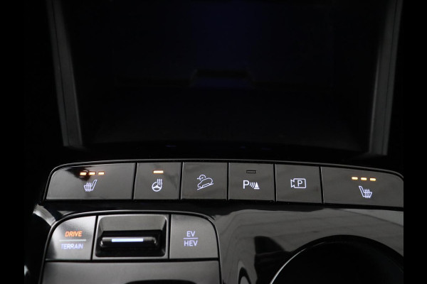 Hyundai Tucson 1.6 T-GDI PHEV N Line Sky 4WD | Panoramadak | Leder/Alcantara | Stoelverwarming | Camera | Carplay | Stuurverwarming | Keyless | Full LED | Navigatie | 19'' lichtmetalen velgen | Plug In