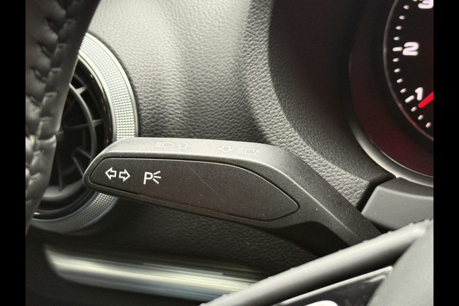 Audi A3 Limousine 1.5 TFSI 150PK CoD Sport Lease Edition | Sportstoelen | Full LED | NL auto | Dealer onderhouden