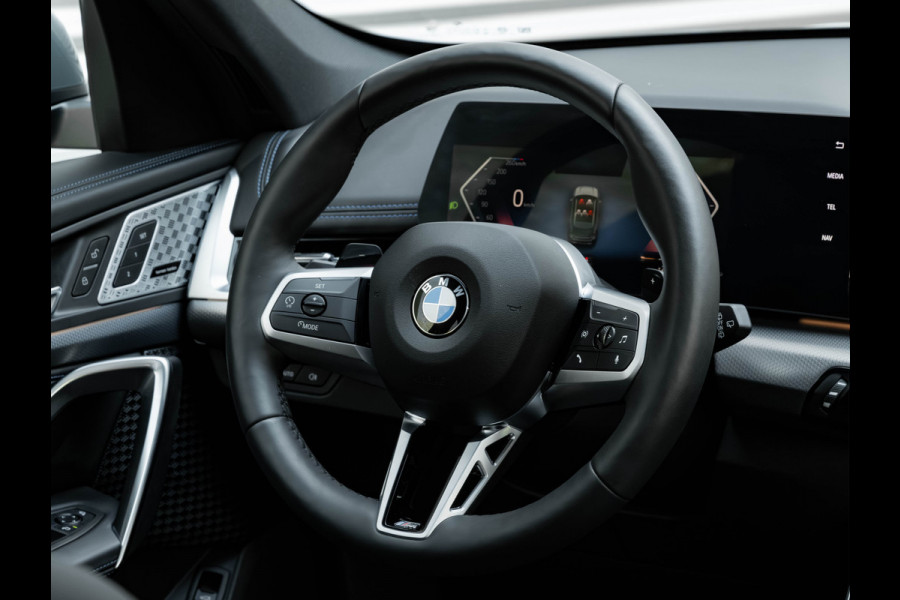 BMW X1 sDrive18i M-Sport - Pano - Trekhaak - ACC - Memoryzetel - Harman Kardon