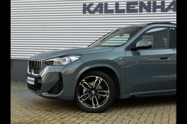 BMW X1 sDrive18i M-Sport - Pano - Trekhaak - ACC - Memoryzetel - Harman Kardon