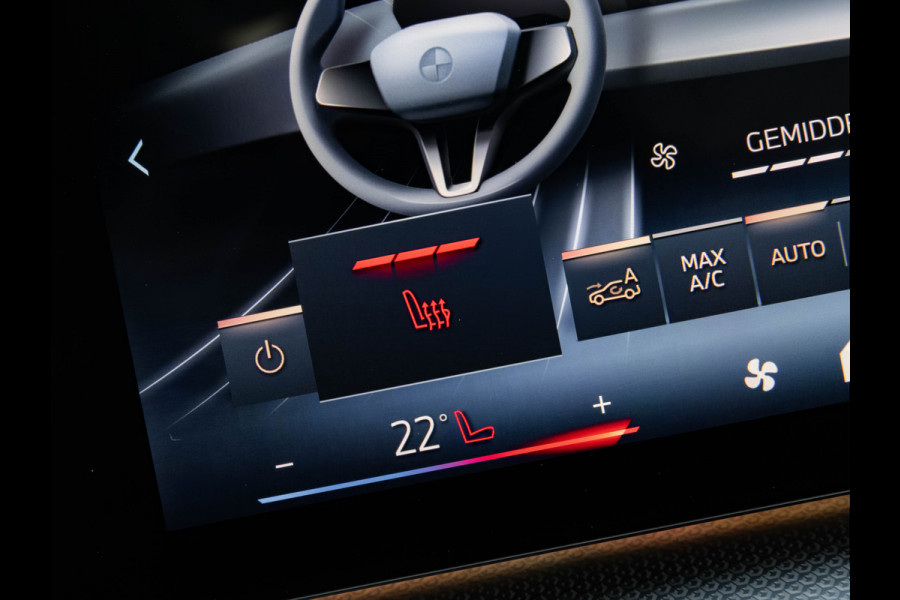 BMW X1 sDrive18i M-Sport - Pano - Trekhaak - ACC - Memoryzetel - Harman Kardon