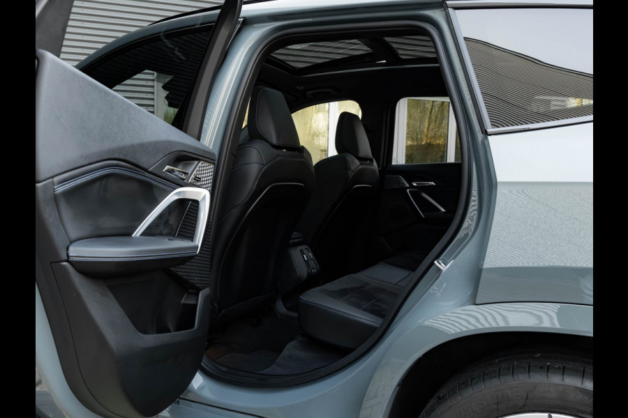 BMW X1 sDrive18i M-Sport - Pano - Trekhaak - ACC - Memoryzetel - Harman Kardon