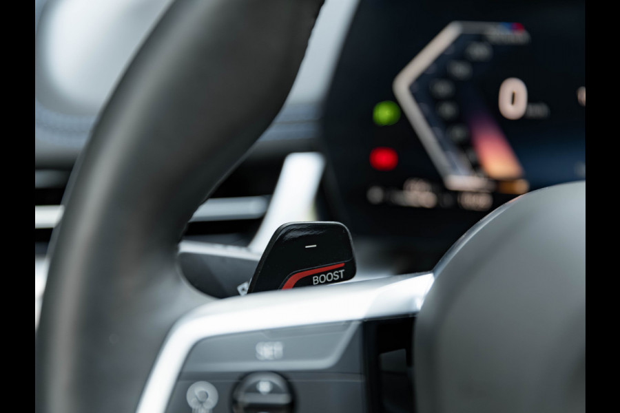 BMW X1 sDrive18i M-Sport - Pano - Trekhaak - ACC - Memoryzetel - Harman Kardon