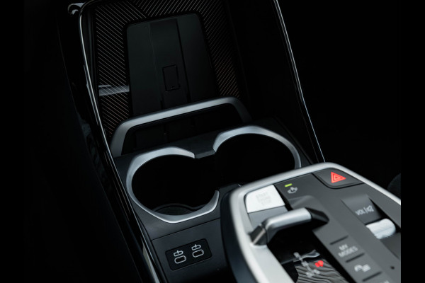 BMW X1 sDrive18i M-Sport - Pano - Trekhaak - ACC - Memoryzetel - Harman Kardon