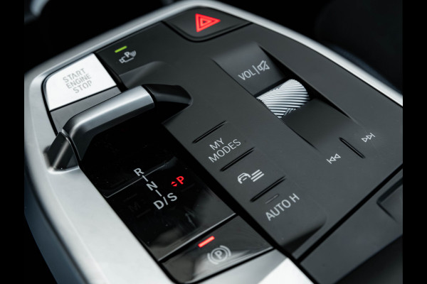 BMW X1 sDrive18i M-Sport - Pano - Trekhaak - ACC - Memoryzetel - Harman Kardon