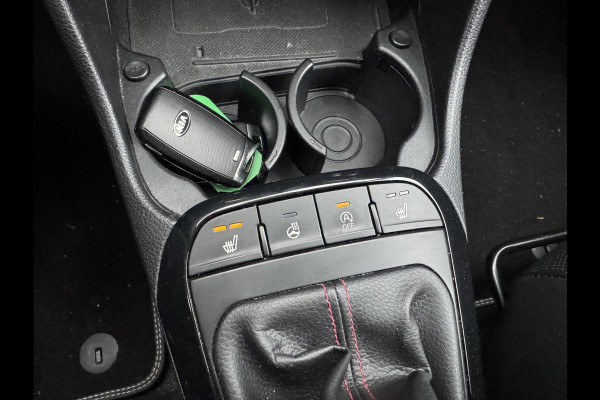 Kia Picanto 1.2 CVVT GT-Line | Navigatie | Camera | DAB | Lichtmetalen Velgen | Stoelverwarming | Climate Control |