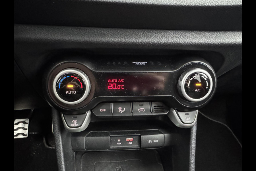 Kia Picanto 1.2 CVVT GT-Line | Navigatie | Camera | DAB | Lichtmetalen Velgen | Stoelverwarming | Climate Control |